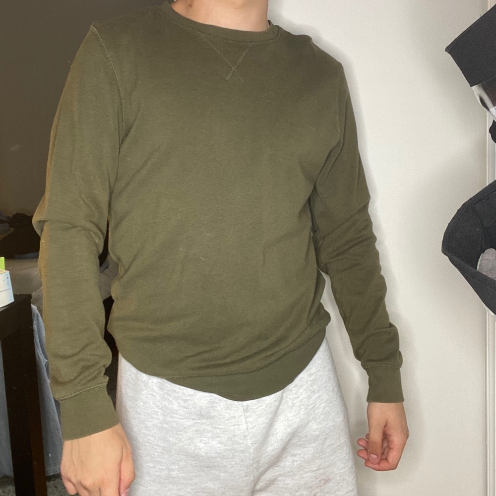 Crew neck